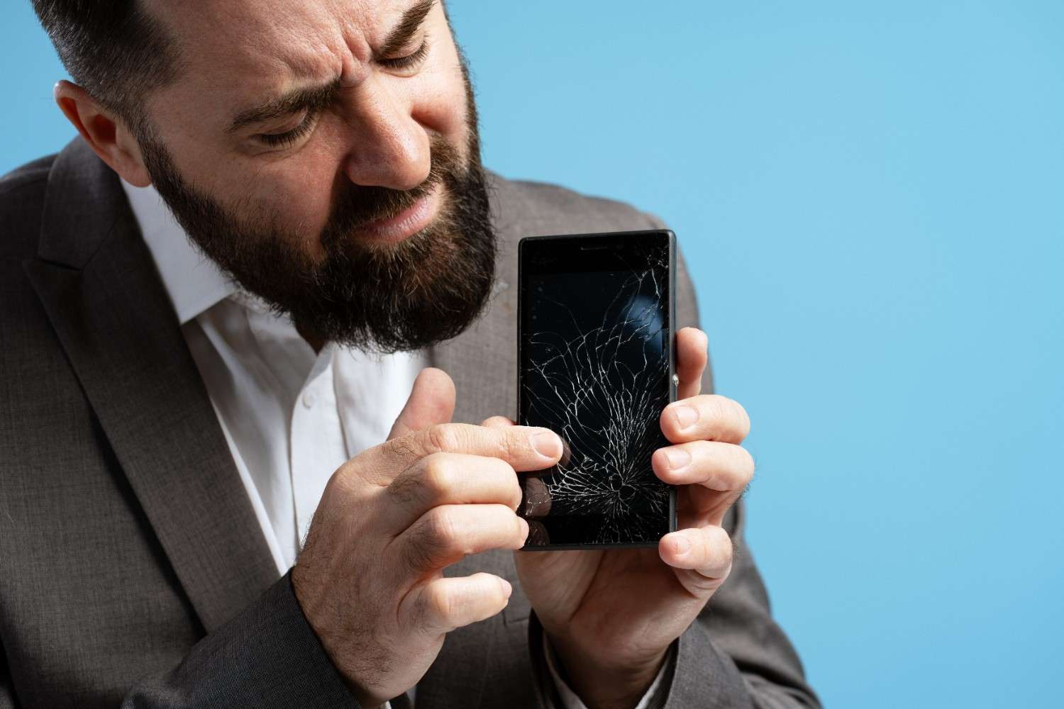 Top Risks of Mobile Device Damage