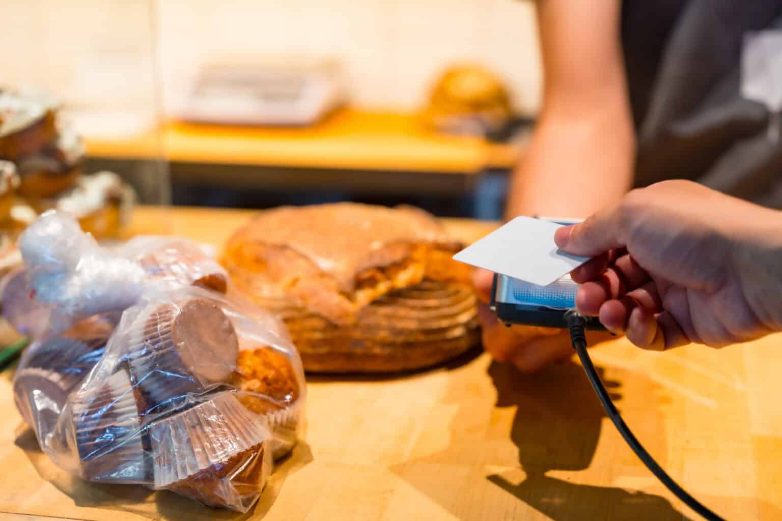 Food Safety with RFID: Complete Guide on Food Tracking & Tracing ...
